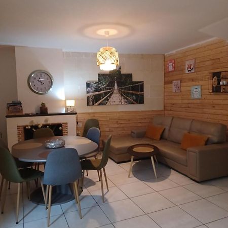 Le Gite Le Camelia Saint-Aignan  Bagian luar foto